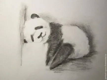 Rajzolj egy lusta panda faszén - a tisztességes iparos - kézzel készített, kézzel készített