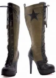 Boots stil militar