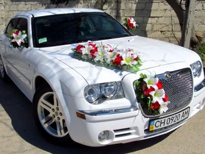 Floristica de nuntă, decorare de autoturisme pentru nunti, masini de nunta Sevastopol