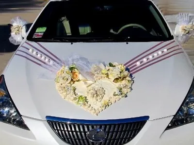 Floristica de nuntă, decorare de autoturisme pentru nunti, masini de nunta Sevastopol