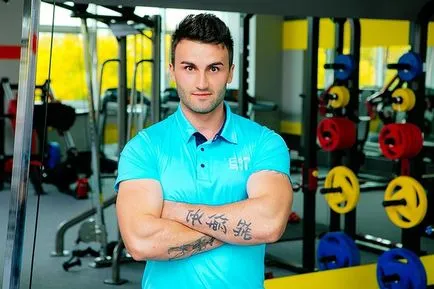 Eliminați „pantaloni“ pe șolduri exerciții și recomandări dietetice de formatori de fitness