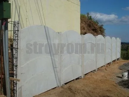 Instalarea gard de beton, face propriile mâini!