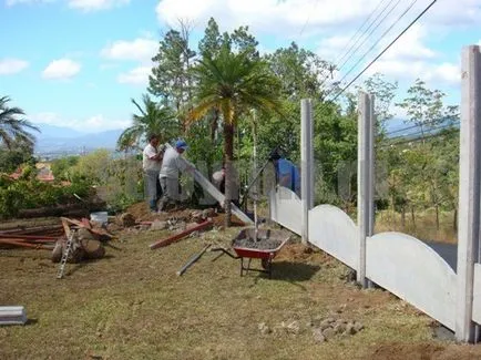 Instalarea gard de beton, face propriile mâini!