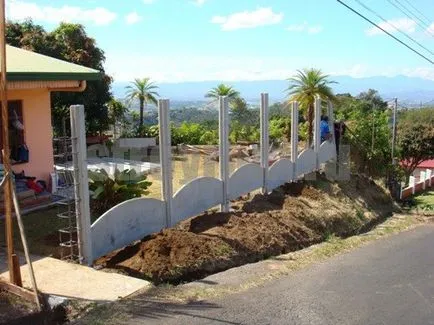 Instalarea gard de beton, face propriile mâini!