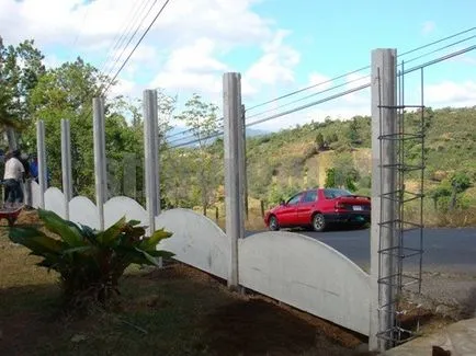 Instalarea gard de beton, face propriile mâini!