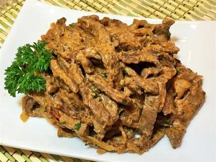 6 Variante stroganoff de vită