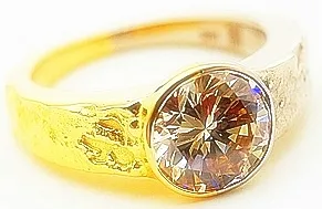 Сребърни пръстени с диаманти - оправдано избор