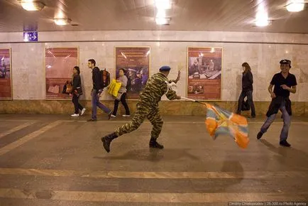 Гранична Ден гвардия в Москва, по-свежа - най-доброто от деня, в който някога ще се нуждаете!