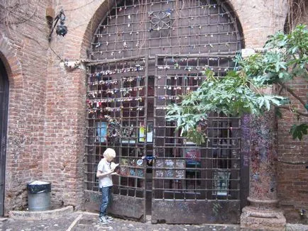 Casa Julietei din Verona (16 poze)