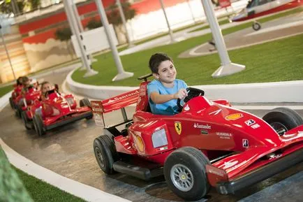 Ferrari Park, Abu Dhabi a jegyek árára, üzemeltetés, látnivalók, történelem, érdekes tényeket és