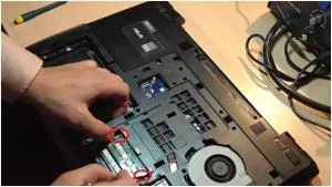 Hogyan tisztítható a laptop asus k75vj és cserélje le a hővezető pasztát