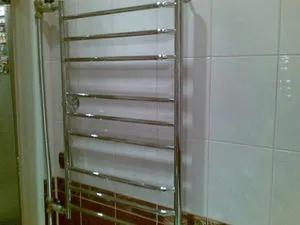 Как да инсталирате нагревател за кърпи в банята, видео инсталация с тяхното лира