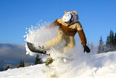 Cum de a alege un snowboard pentru uneltele de protecție începători și îmbrăcăminte pentru snowboarderi,
