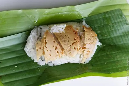Лепкав ориз като Laotians вари каша