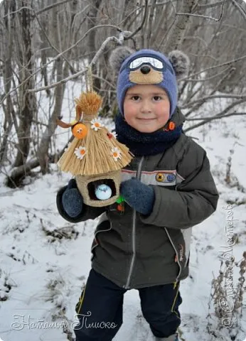 Troacă pentru păsări, de masterat ale țării