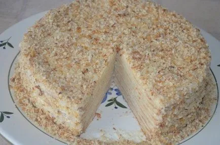 Kalács a torta a serpenyőben egyszerű, méz, sűrített tej