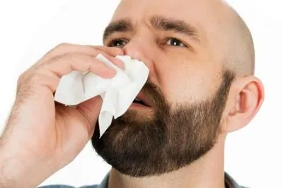 Кървенето от носа предизвиква при възрастни, защо и какво, типове и първа помощ