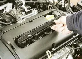 Opel Astra H Opel Astra de verificare îndepărtarea manuală a sistemului de aprindere n Instalarea reparare de înlocuire