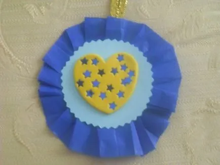 Подарък за Деня на майката със собствените си ръце медал за най-добра мама в света, творчески ръкоделие