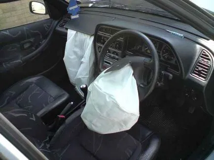 Airbag din partea auto și față airbag-uri, senzori și dispozitive