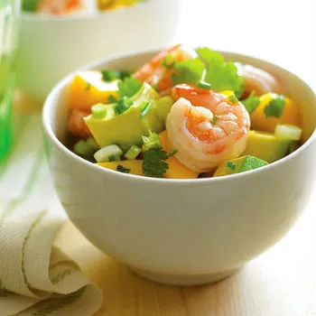 Рецепта за салата с авокадо, пиле и скариди - салата от скариди 1001 храна