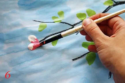 етапи фигура цветя за начинаещи и деца - молив, бои - звънец, се повишиха в саксия