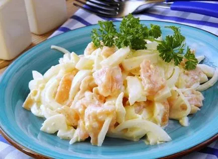 Salata de fructe de mare de straturi de cartofi conserve - rețete de vacanță 2017