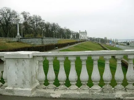 Rotunda a töltésen (Volgograd)