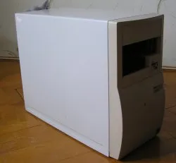 Направи си сам вкъщи жилища лаборатория захранване от стар компютър случай - списание
