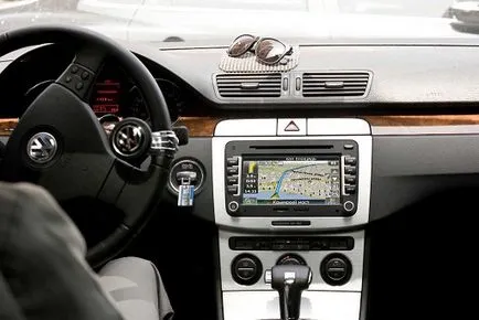 Regular (staționare) GPS-navigatoare auto