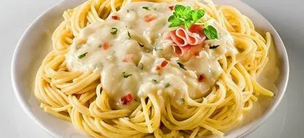 sos de spaghete - rețete italiene, roșii, ciuperci și sos de smântână acasă