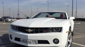 Rent a decapotabil Ford Mustang Cabrio (retro Ford Mustang) la nuntă