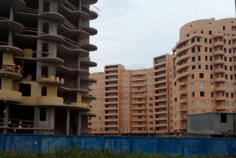 Mystery Shopper - LCD - vântul schimbării o casă modestă în districtul industrial din regiunea Leningrad