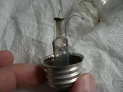 Egyedi lámpa készült hagyományos izzók szeretnék csinálni