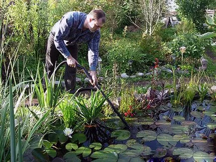 Грижа за изкуствено езеро видео поддръжка снимка