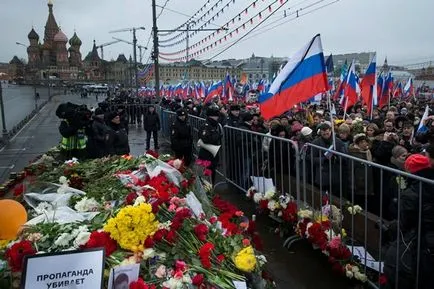 Pandora szelencéje - nem kényszeríti az embereket, hogy gyászolni Nemtsov