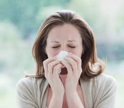 Жълт храчки от кашлица и възможна причина за заболявания, кашлица,