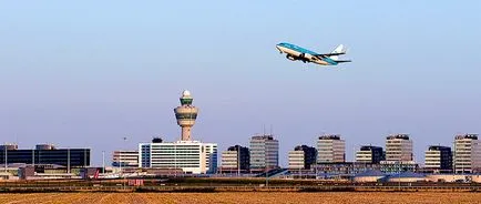 Летище Амстердам (Schiphol) как да се получи