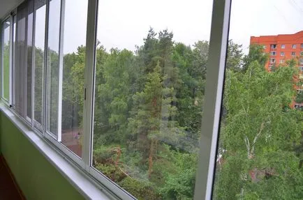 Алуминиеви плъзгащи се прозорци, за да балкон лоджия, системи рамка, стъклопакет, снимки, видео