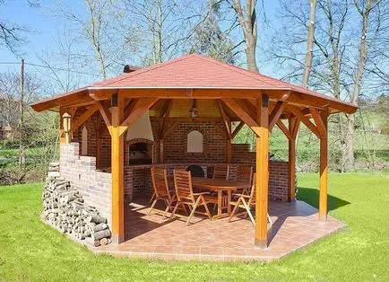 Gazebo cu un grătar sau cuptor