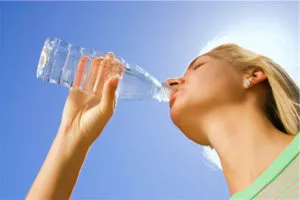 Milyen hasznos sima vizet
