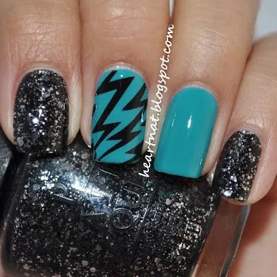 Nail Design мълния 16 снимка