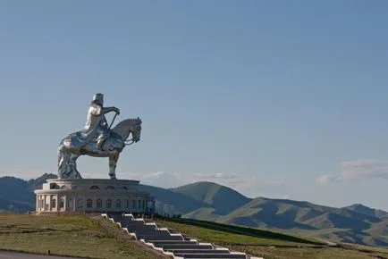 Egy óriás szobor Genghis Khan Mongólia