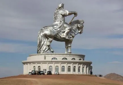 Egy óriás szobor Genghis Khan Mongólia