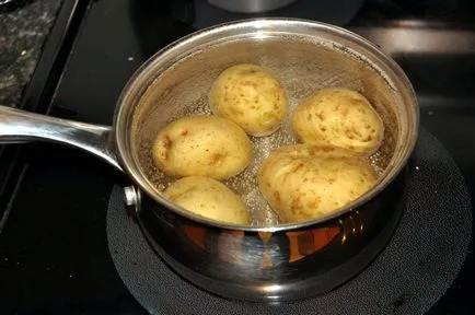 Как да се диша през картофи, когато кашлица и хрема