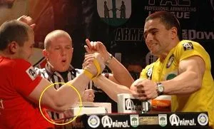 Cum de a lupta în armwrestling sobru și fără a le