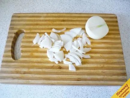 Cum de a găti o stiuca cu crema (pas cu pas reteta cu fotografii)