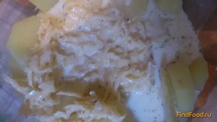 Картофи с мляко и сирене в рецепта гърне със снимка