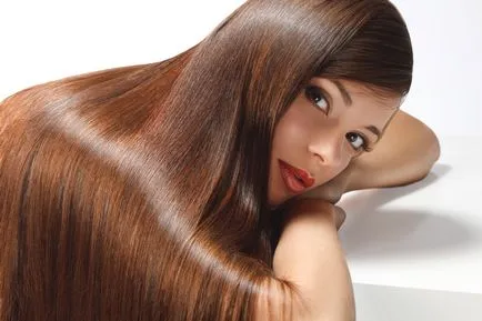 Keratin hajkiegyenesítő előnyeiről és hátrányairól