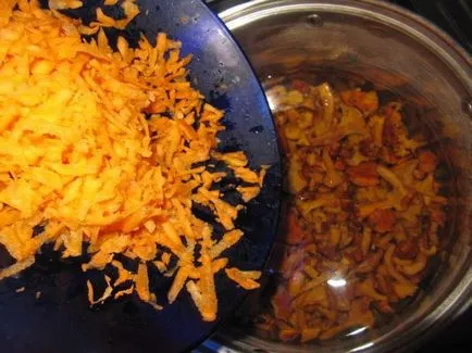Картофи, задушени с пачи крак - рецепти със снимки